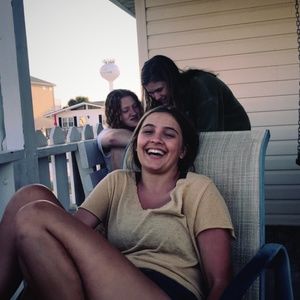 Meet your Posher, Cate